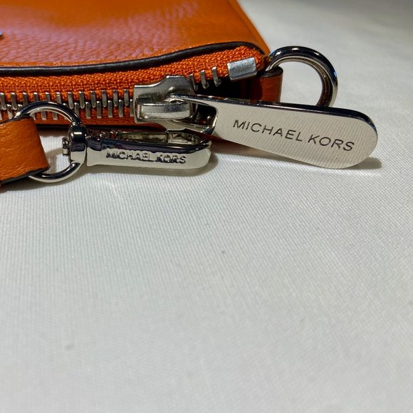 MK Michael Kors Orange Convertible Wristlet Top Handle Purse Silver Hardware EUC - Picture 10 of 16